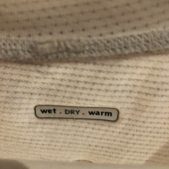 Lululemon workout shirt - Picture 4 of 4